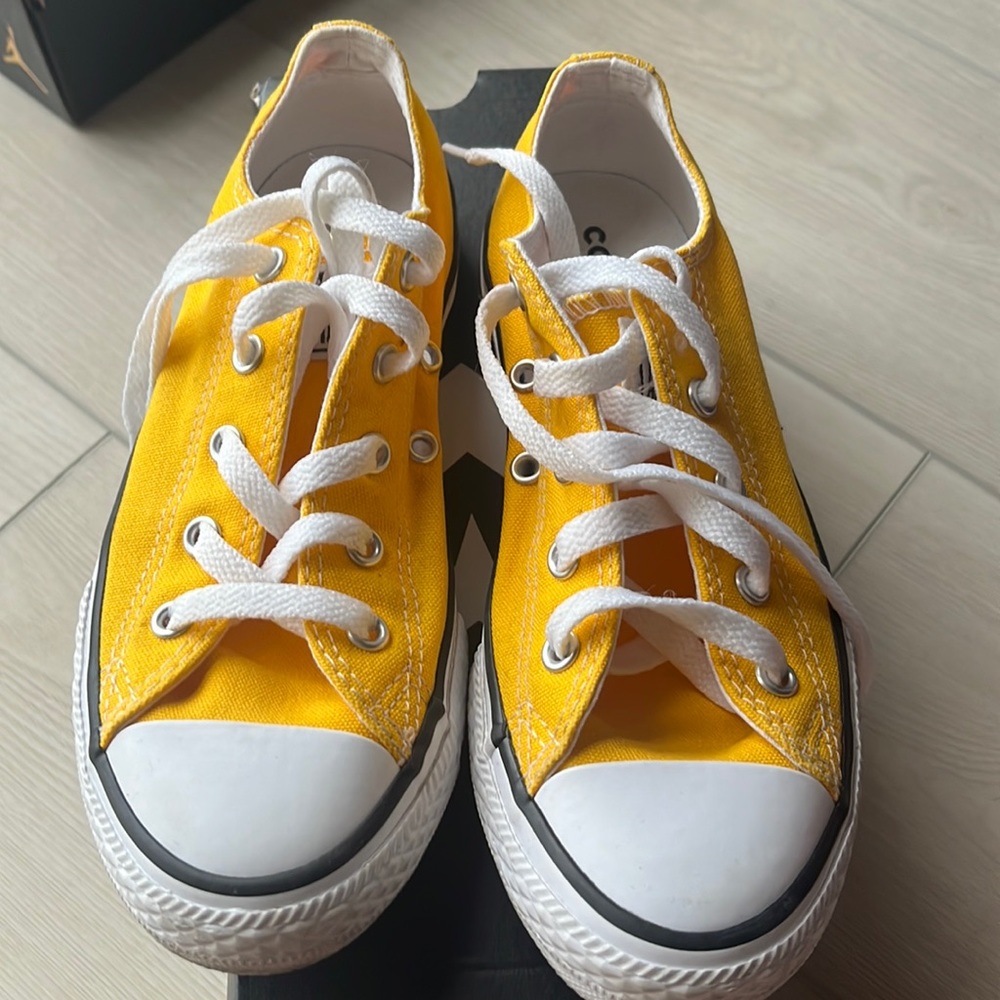 Converse